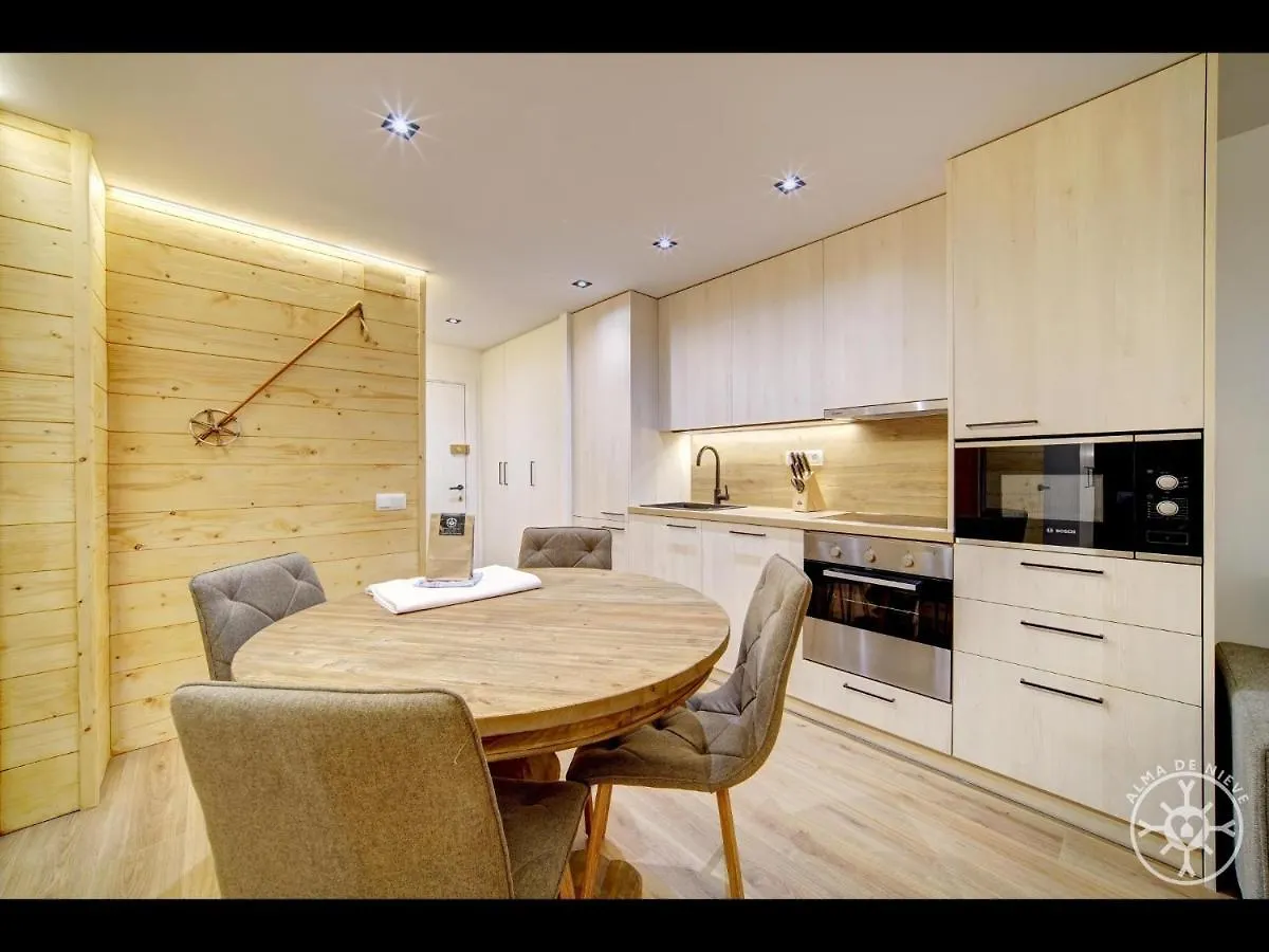 Montlude De Alma De Nieve Apartment Baqueira Beret