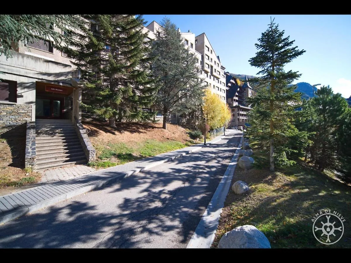Montlude De Alma De Nieve Apartment Baqueira Beret Spain