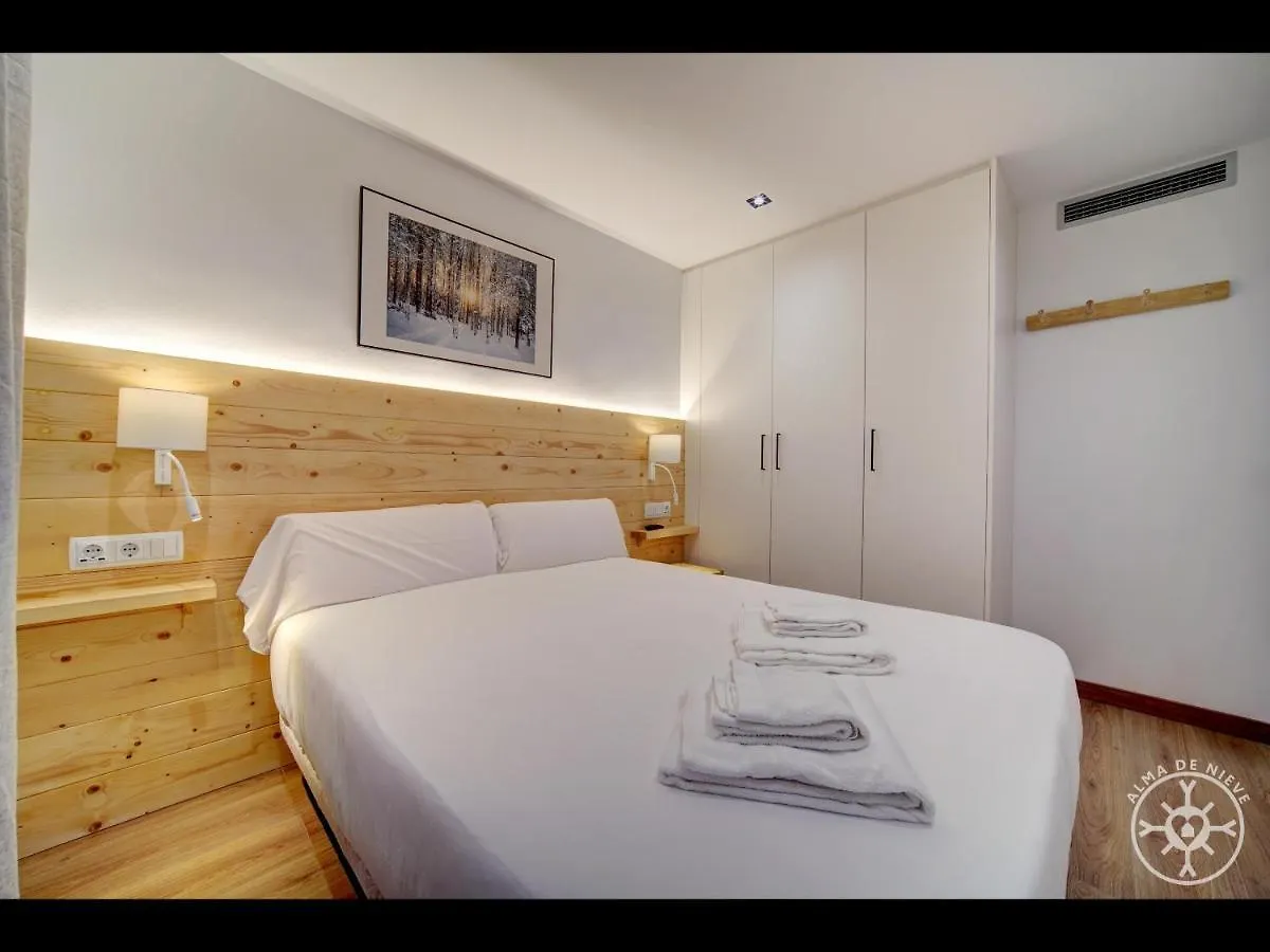 Montlude De Alma De Nieve Apartment Baqueira Beret
